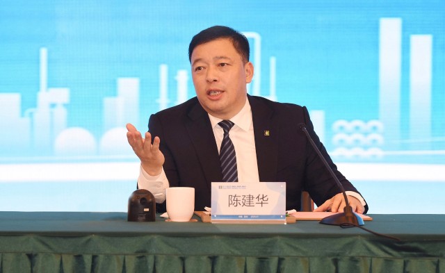 什么时代做什么事探寻恒力集团陈建华的成功秘诀