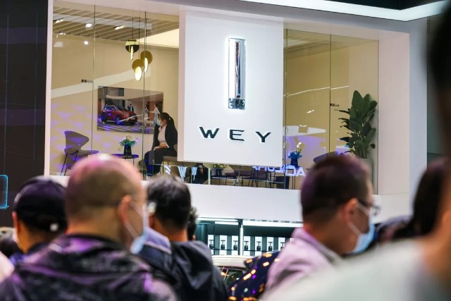 高端化缺支撑，WEY销量增长放缓，长城汽车爆款策略能否奏效？