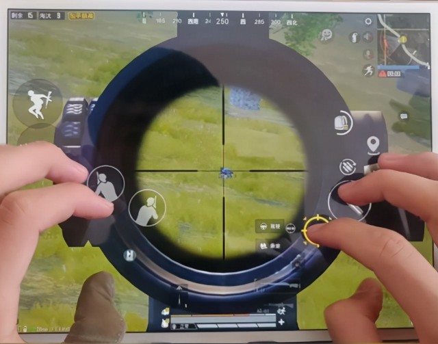 秒会职业选手指法拯救者电竞手机2pro八指操作来了