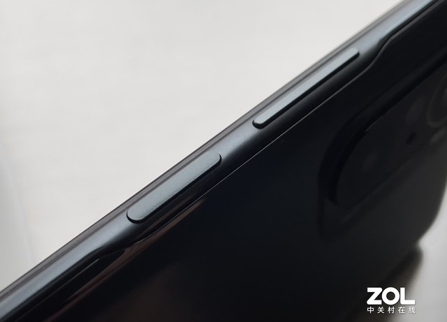 redmi k40评测:1999元起,焊上"旗舰机之门"