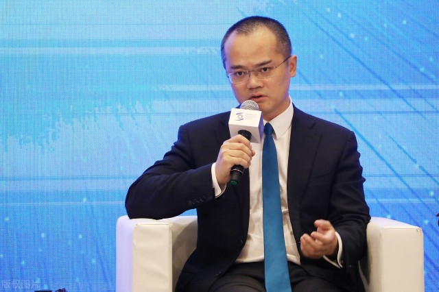 华为“干翻”特斯拉！任正非只差临门一脚？这让马斯克情何以堪