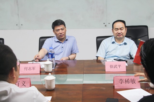 抚州市东乡区政府副区长付志军一行莅临快商通调研参观