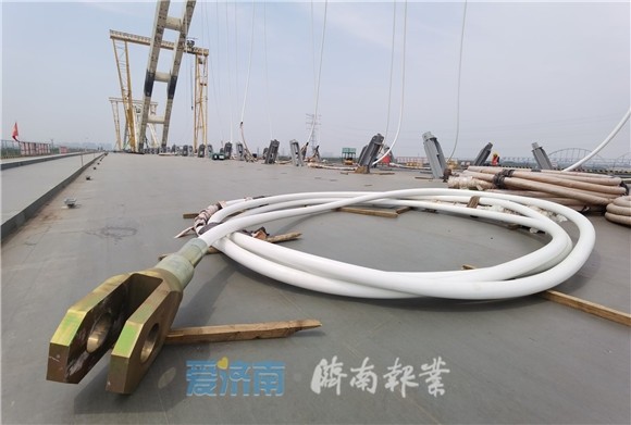 齐鲁黄河大桥420米主跨吊索开始安装又创一个桥梁建设领域世界第一