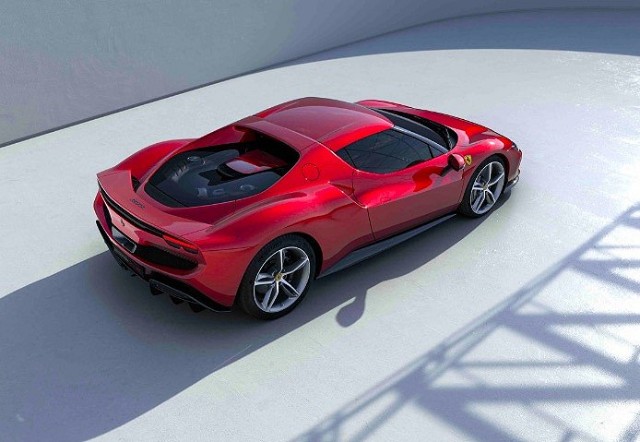 法拉利首款v6公路跑车诞生颠覆自己是它的使命新车