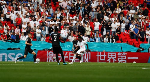 技术市场创新全面领跑，中国激光电视已成“世界第一”-家电圈官网