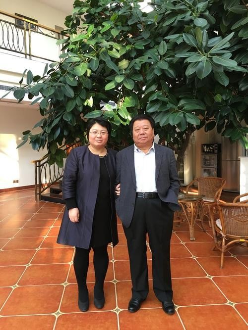 没双汇的麻烦，青岛烟台富豪没让儿子接班，淄博富豪干脆卖掉企业