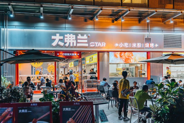 资本爱上“嗦粉”，米粉品类的春天来了？