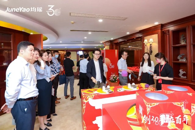 王均金：均瑶集团立百年的法宝