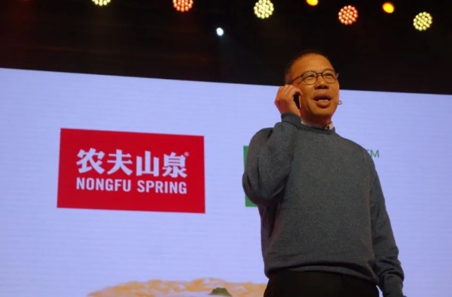 河南暴雨发生之后，中国十大富豪分别捐了什么？