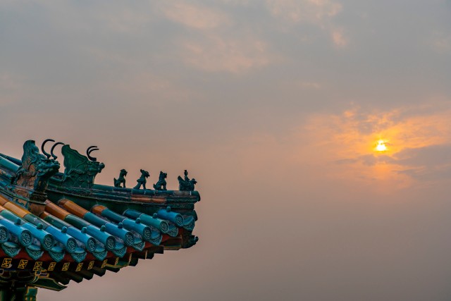 摄图网_501078229_banner_日落的宫殿飞檐（非企业商用）.jpg