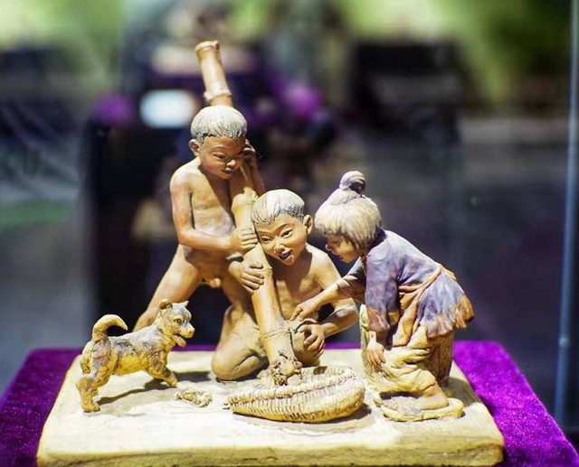 泥塑艺术讲述客家风情刘沅声客家泥塑艺术展在广州揭幕