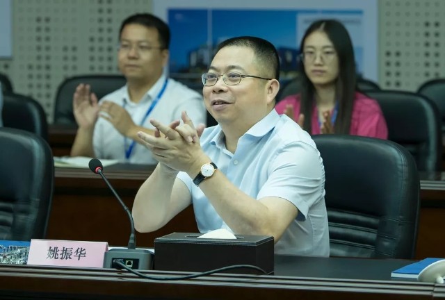 房地产大佬财富纷纷缩水，姚振华落榜，3人仍超千亿，服了王健林
