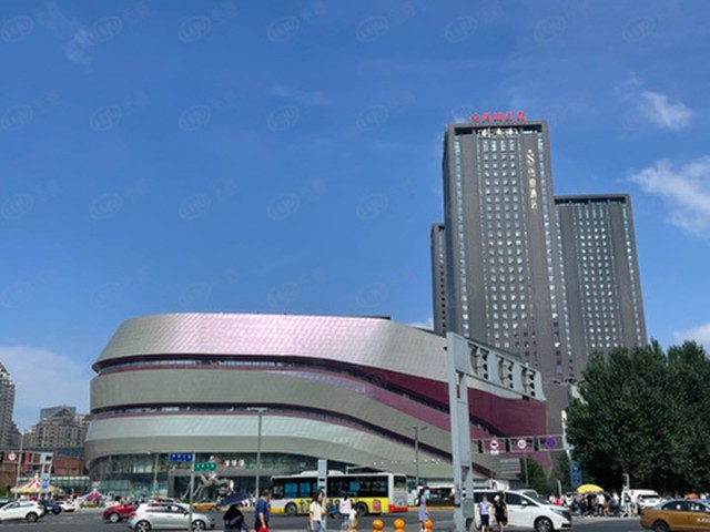 汇龙巴黎第九区位于哈尔滨市南岗区哈西大街延长线与三环交汇处,同