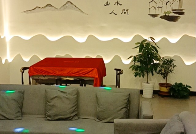 北京延庆永宁古城山田心居民宿门前河水清澈见底乡野浪漫幻想