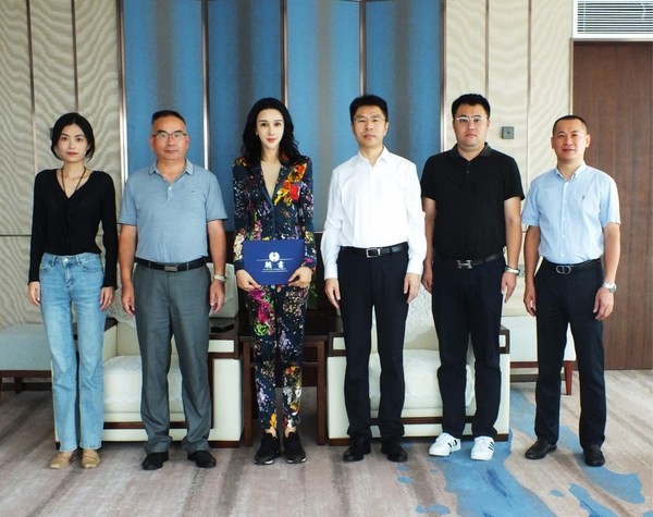 nasdaqkbsfceo孙磊女士受邀成为海南省跨境电子商务协会名誉会长