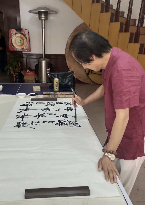 笔尖上的中国当代书法家吴长城