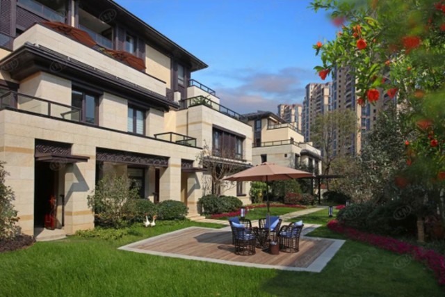 好住丨仓山一线瞰江联排别墅人居圈层标杆