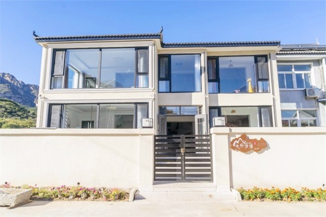 北京平谷金海湖浅山石语民宿紧依大金山将军关石河畔loft别墅