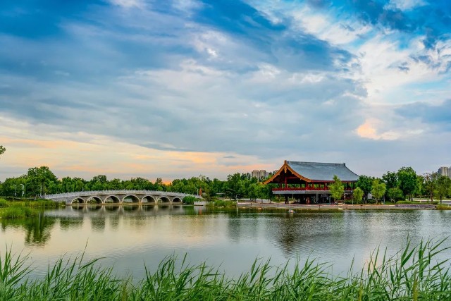 郑州园博园暂时闭园疫后再相约