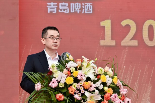 青岛啤酒副总裁王少波:"青岛啤酒智慧产业园120万千升扩建项目绘制了