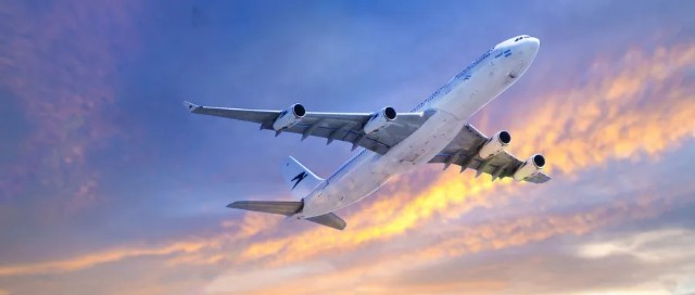 “白菜价”算什么，巨亏的航企为“笼络”旅客真拼了