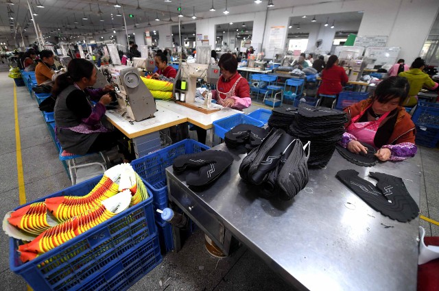 一折买大牌平替代工厂卷进双十一孰利孰弊