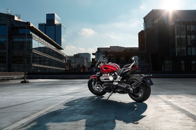 凯旋推出rocket3特别涂装版英国售价18万元