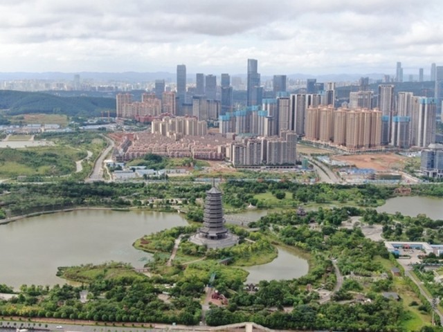 有自治區行政中心,三街三館,五象山莊,南寧市圖書館,區地震局,良慶