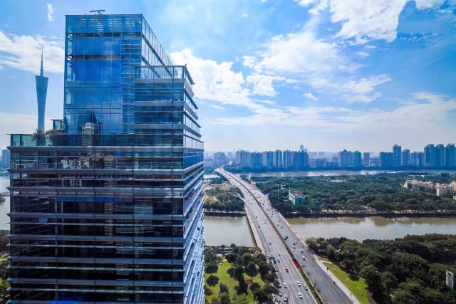 寺右万科中心开业将打造现代金融总部服务平台