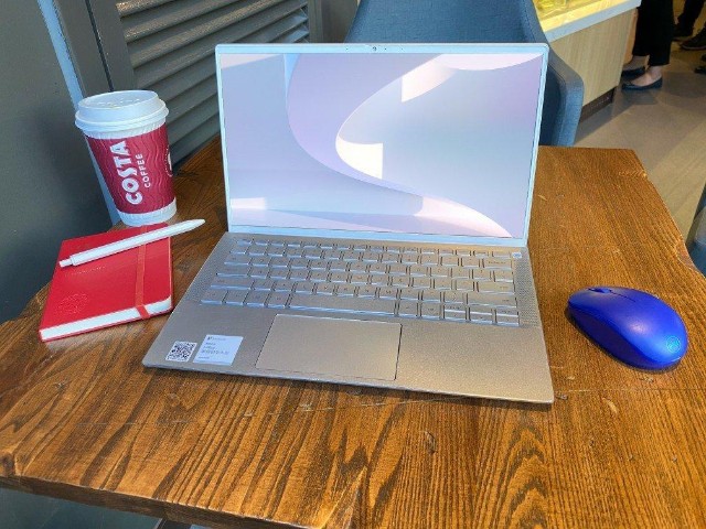 如果你是从事艺术设计行业的要不要考虑入手一台戴尔灵越7300