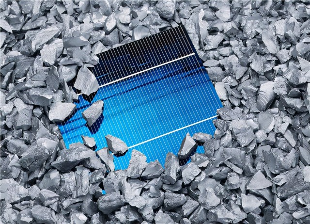 光伏硅料龙头之争,出路不应是多晶硅和颗粒硅,而是电子级多晶硅