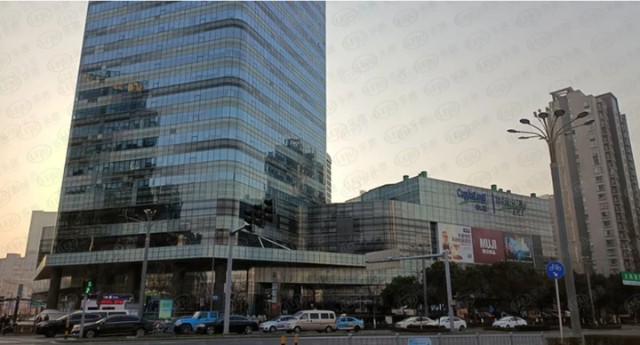 来福士广场此外德信新中宇文辰府自带约1.