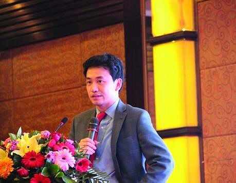 陈果将转战中信建投首创宁组合概念明年看好景气中小盘