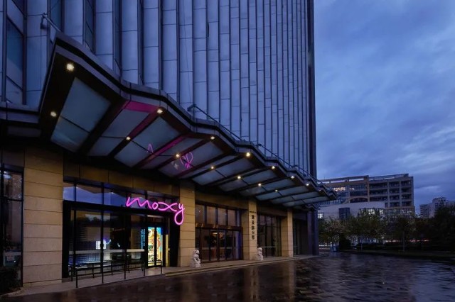 dfs与深免在海口观澜湖免税城开设大型高端商场上海第二家moxy酒店