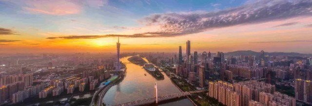 罕见！广州合景“调整”中报现金流，曝经营净流水“转负”