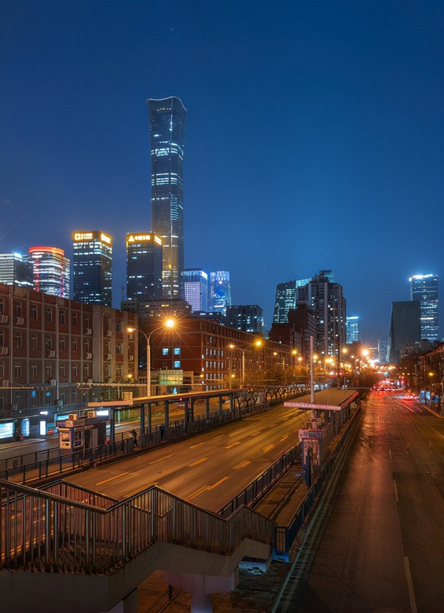 从实际拍摄表现看,搭配rf 24-105mm f4 l is usm镜头的佳能eos r6的