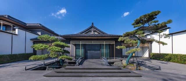 融创以现代的生活视野审视宋朝的空间美学,焕新宋式建筑元素,叙述闲情