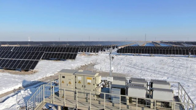 无惧寒深雪落上能电气250kw大电流组串式逆变器应