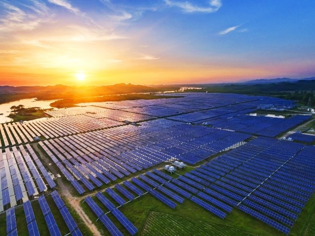 东旭蓝天心怀赤诚感恩前行助力共同富裕