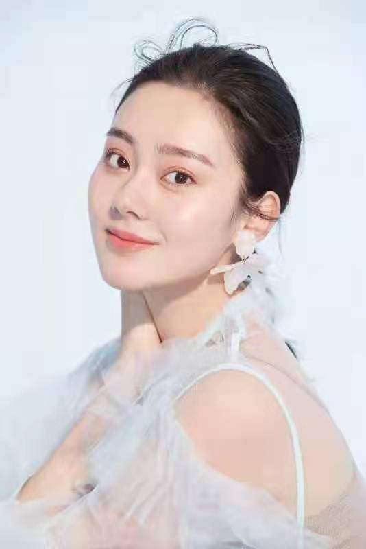 东方之歌声声来袭一一青年歌唱家徐晶晶唱响时代新曲我家在东方