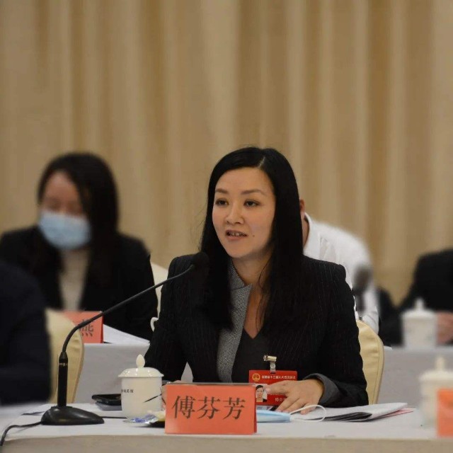 股吧首页>财富号评论吧>正文>去年,和养猪差不多,鸡也不是很好养,傅