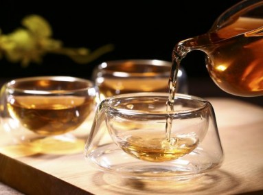 不妨饮下小编为大家带来的两杯"暖茶",生热暖胃,清心神.