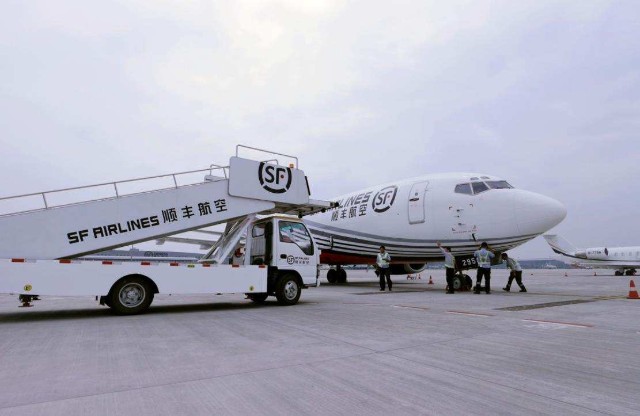 快手联合顺丰同城送外卖?快手弄个"顺丰车"到底想要做什么?