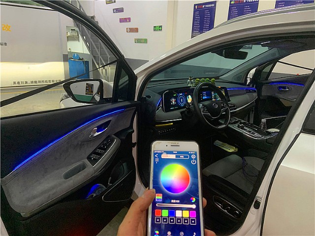 番禺改装店传祺改装氛围灯广州传祺gs4加装氛围灯