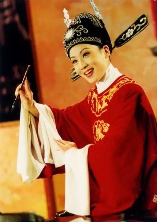 为友谊干杯女主角竟是春晚上的她