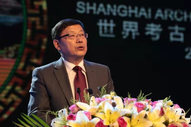 考古所原所长王巍在接受《中国经营报》记者专访时表示,上海迪士尼和