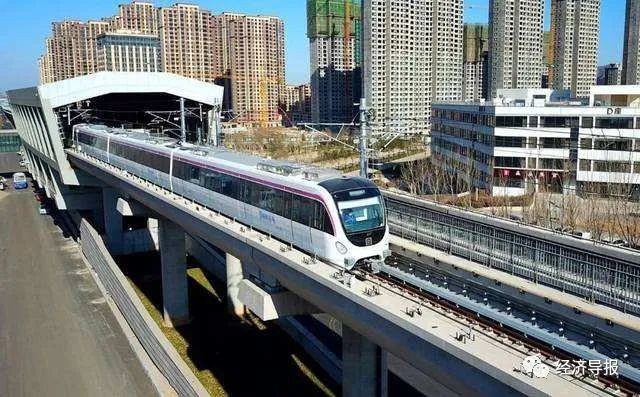 工作任务时提到,构建市域铁路通勤圈,谋划建设主城区至济阳,商河,章丘