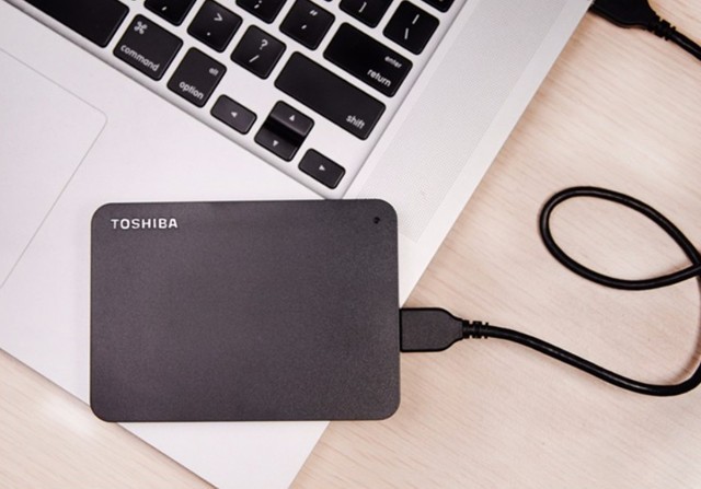 东芝新小黑系列a3usb30移动硬盘4tb仅559元