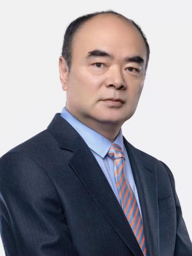 两会聚焦阳光电源董事长曹仁贤稳增长潜力来自创新减税