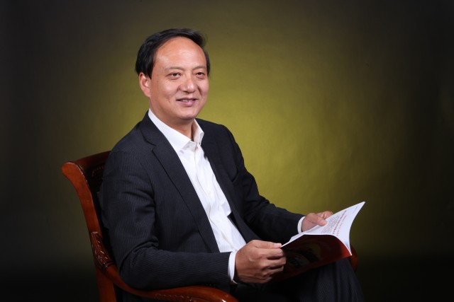 两会全国人大代表步长制药总裁赵超将中医药纳入国家传染病防治体系让